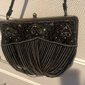 Glam over sized  Deco bag… black, and pewter beading .. red carpet ready .🖤